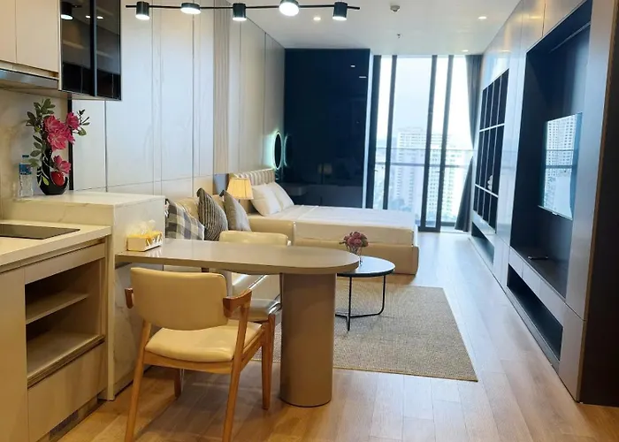 Lumi - Ho New Life Tower Apartment